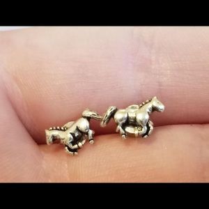 Horse studs